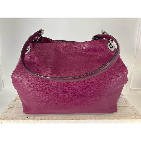 MICHAEL KORS LARGE MAGENTA PEBBLED LEATHER SHOULDER BAG - Picture 4 of 16